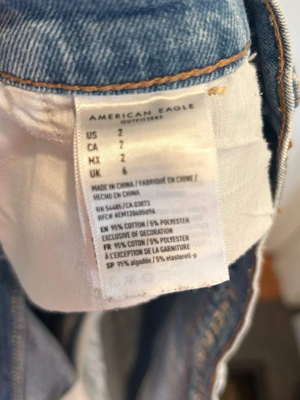 American Eagle High-Rise Medium Wash Mom Short